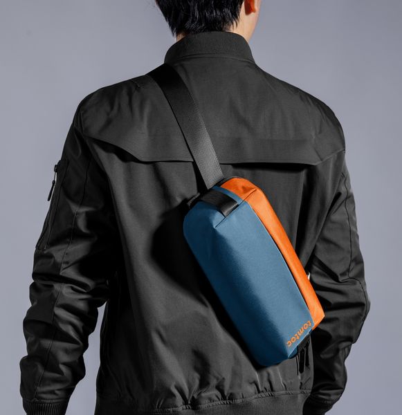Túi đeo chéo Tomtoc Sling Bag Explorer T21