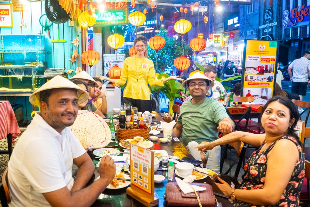 Tôi Là Người Nước Ngoài - Và Tôi Yêu Ẩm Thực Tại Nhà Hàng Nông Thôn Đại Việt