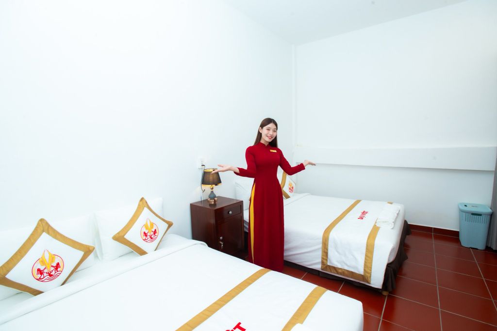 The Rice Hotel - Khách Sạn 3 Sao Mang Hồn Việt Giữa Lòng Phố Tây Bùi Viện, Quận 1