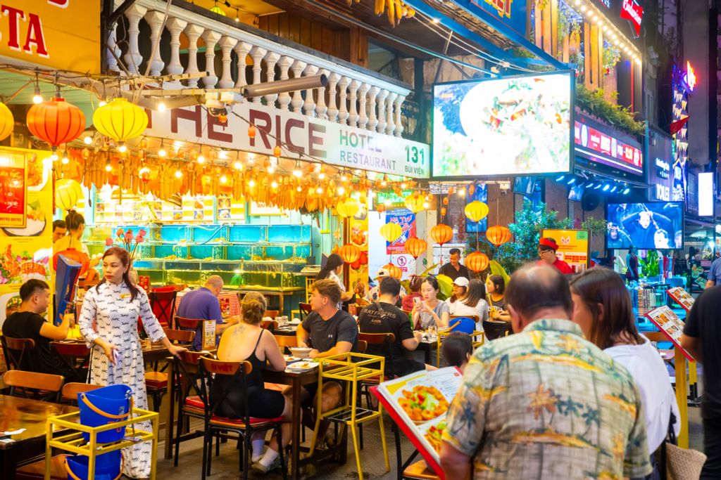 Where the City Sleeps: Your Peaceful Stay in Saigon’s Most Lively District