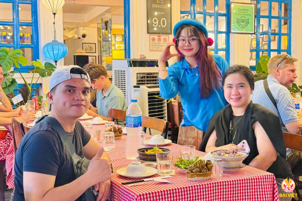 Nhà Hàng Nông Thôn Đại Việt - Hương Vị Quê Giữa Lòng Phố Tây - Thiên Đường Hải Sản Tươi Sống Tại Quận 1