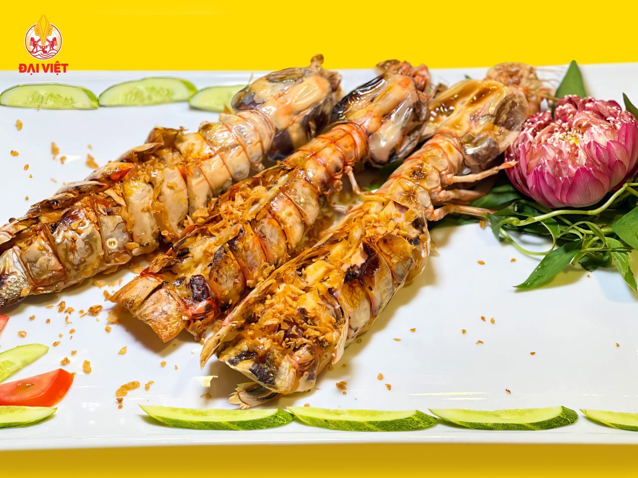 Giant freshwater mantis shrimp are a delicacy at Dai Viet restaurant – Lua  Dai Viet Restaurant