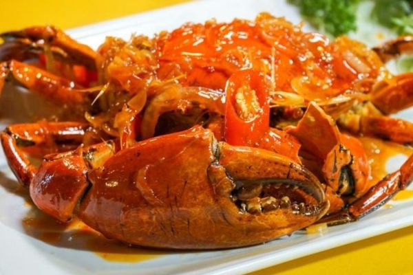 Cua Cà Mau sốt me tại nhà hàng Đại Việt