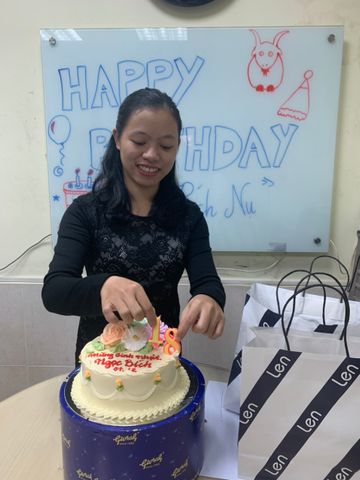 Mừng sinh nhật nhân viên IES tháng 12/2019