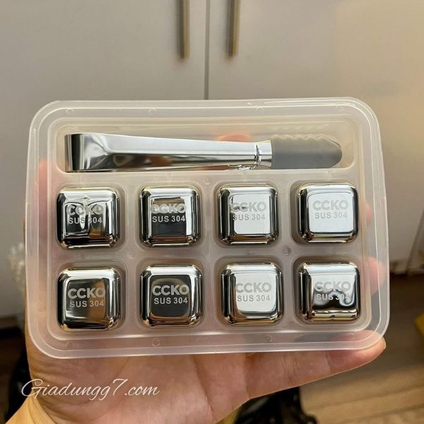 Bộ 8 đá lạnh inox CCKO VK9674 - 8 viên+ hộp + kẹp gắp