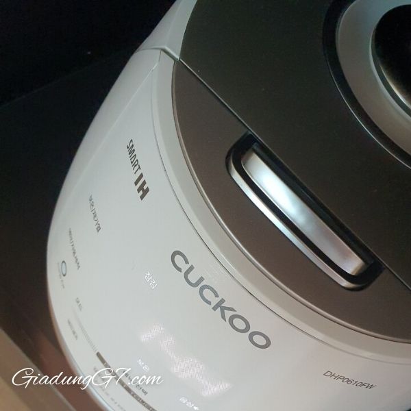 Nồi cơm điện cao tần Cuckoo CRP DHP0610FW 1.08L Nồi cơm cao tần Cuckoo CRP DHP0610FW 1.08L thiết kế sang trọng, ấn tượng với vỏ nồi bóng loáng