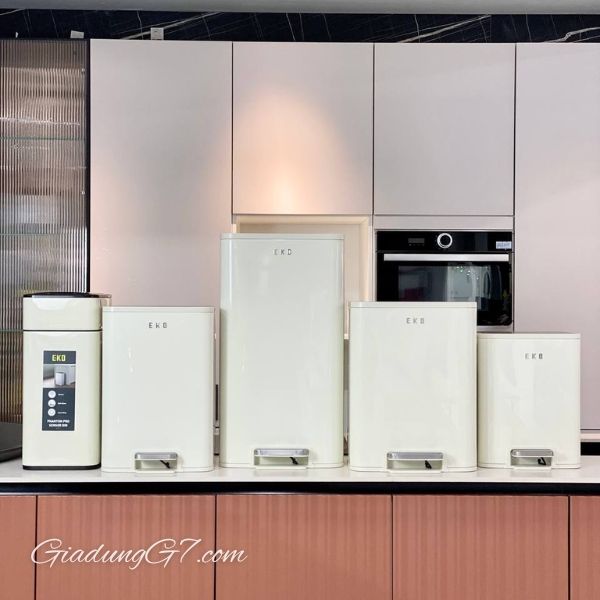 Thùng rác đạp chân EKO có nhiều mẫu cho bạn lựa chọn