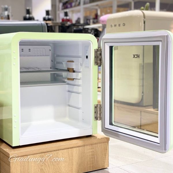 Tủ lạnh HCK 48L Bộ điều chỉnh nhiệt độ từ 4 đến 22 độ C