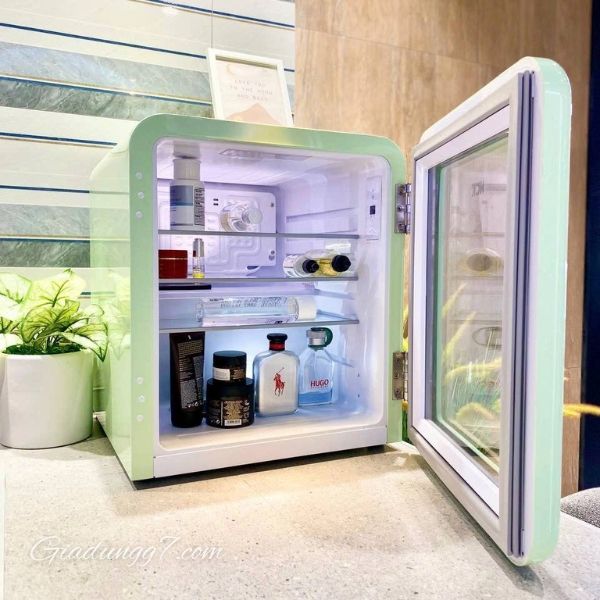 Tủ lạnh HCK 48L Bộ điều chỉnh nhiệt độ từ 4 đến 22 độ C