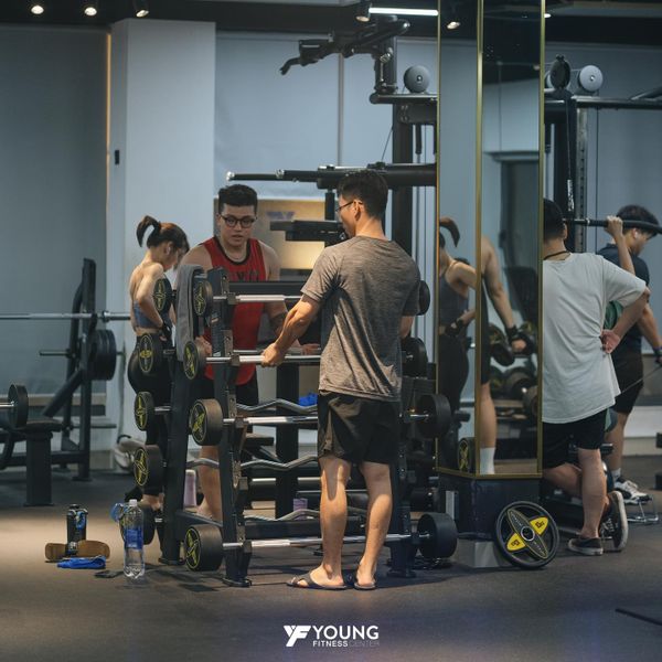 Phòng tập Young Fitness Center - Phòng Gym Tân Phú & Gò Vấp với giá chỉ 300K/tháng