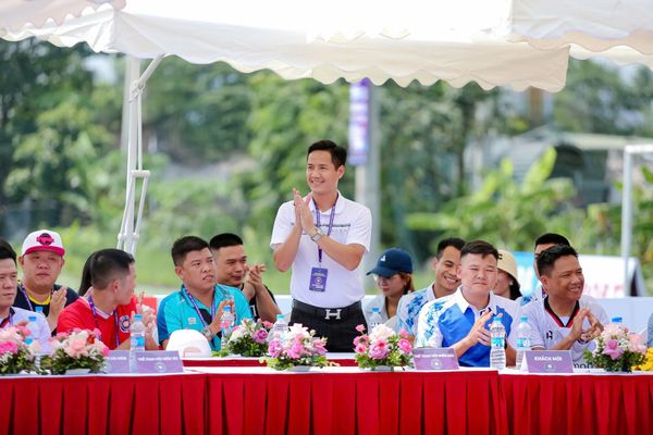 nha-tai-tro-kim-cuong