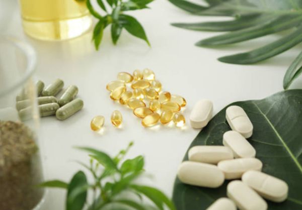Tại sao nên dùng thực phẩm chức năng cho nữ giới tuổi 25?