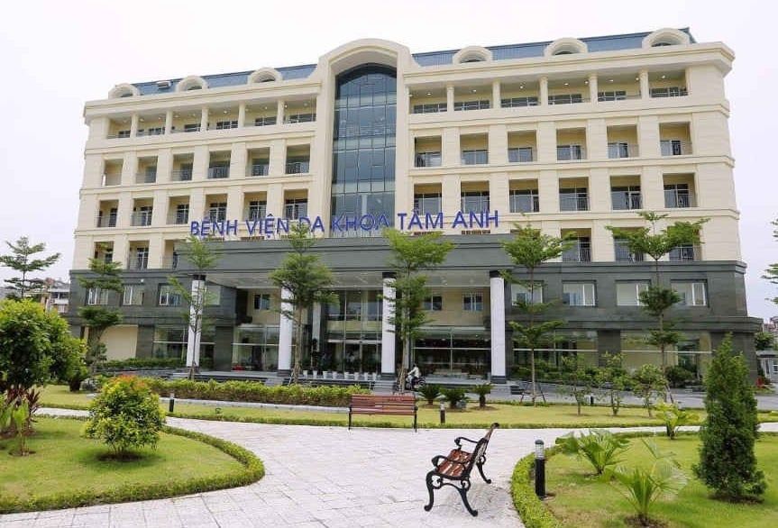 Cửa mở vuông Ditec tại Bệnh viện đa khoa Tâm Anh