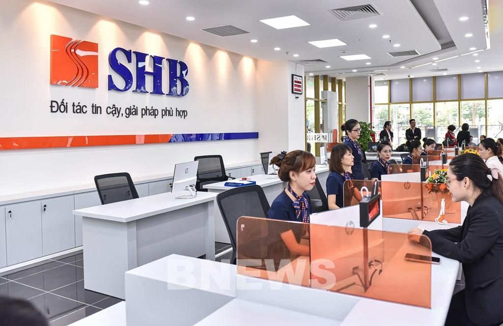 Cửa trượt Taesung tại Hội sở Ngân hàng SHB
