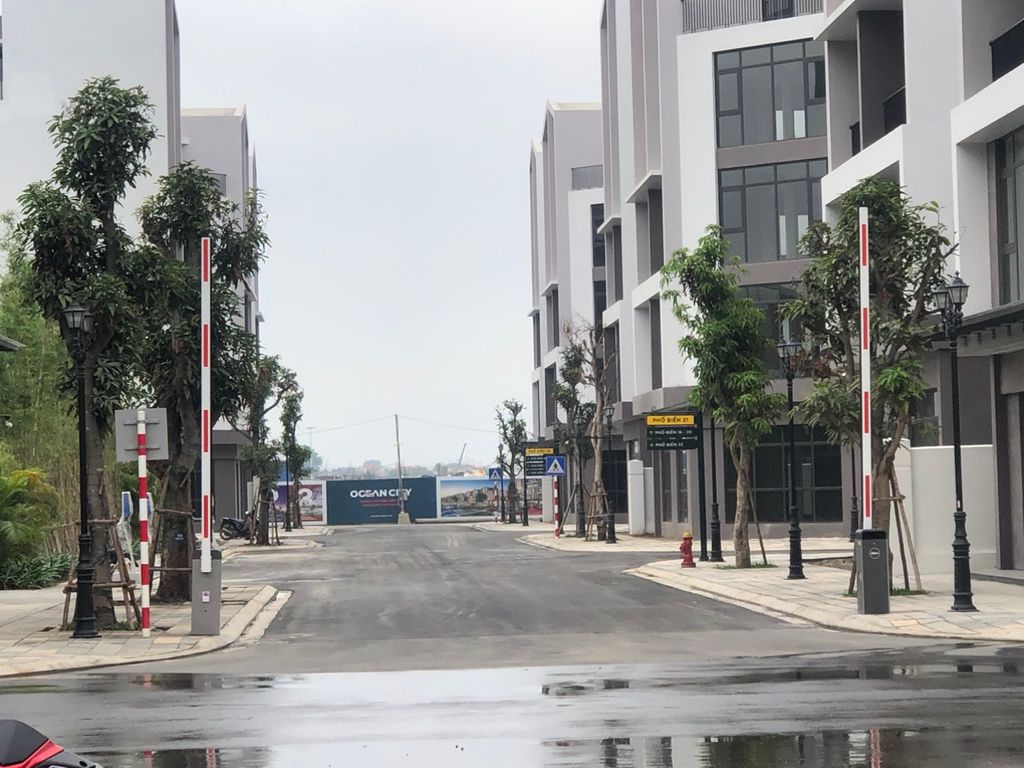 HỆ THỐNG BARIE QIK 7EH TẠI MEGA GRAND WORLD HÀ NỘI