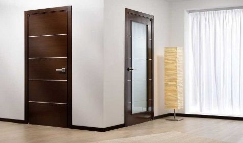 Sự Khác Biệt Giữa Cửa Gỗ Tự Nhiên Và Cửa Gỗ Composite