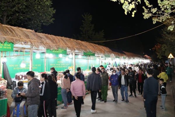 Khai mạc “Festival Nông sản - Văn hóa - Ẩm thực - Du lịch huyện Đan Phượng năm 2023”