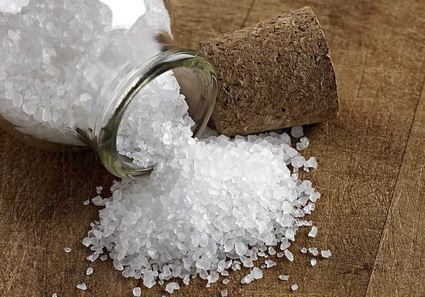 cách hết gàu cho nam với phèn chua