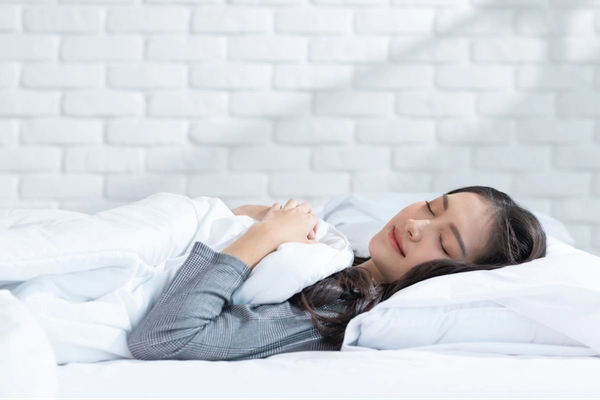 Tóc bết nên làm gì