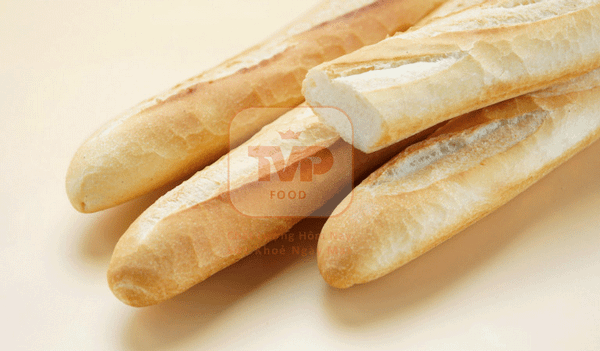 Thưởng thức thành phẩm bánh mì que