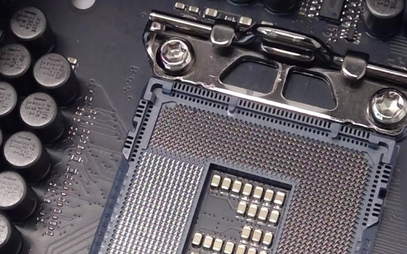 Mỗi dòng CPU yêu cầu một loại socket, vì vậy hãy chọn đúng với thiết bị của bạn