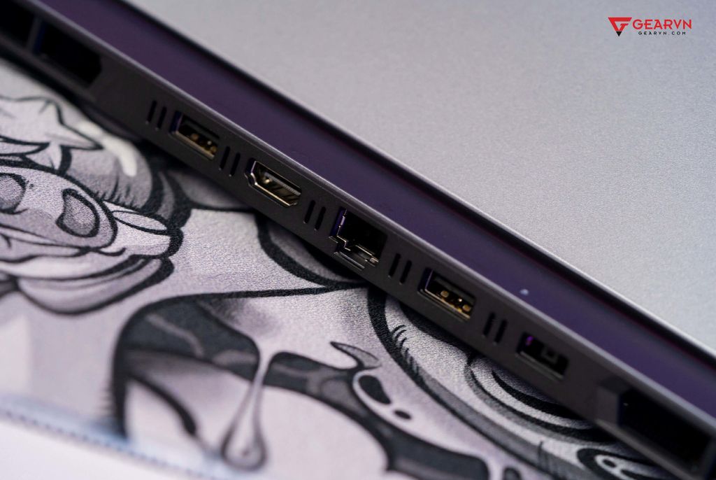 GEARVN - Laptop gaming Lenovo LOQ 15IAX9 83GS000FVN