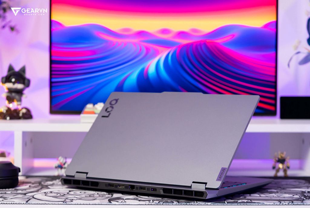 GEARVN - Laptop gaming Lenovo LOQ 15IAX9 83GS000FVN