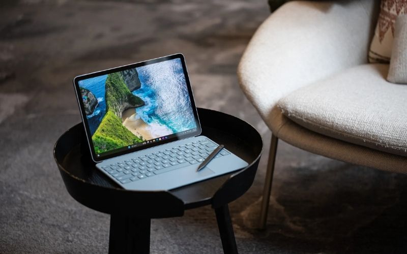 Laptop cho sinh viên Y cần CPU mạnh, RAM đủ, SSD lớn, màn hình sắc nét, pin bền cùng thiết kế mỏng nhẹ