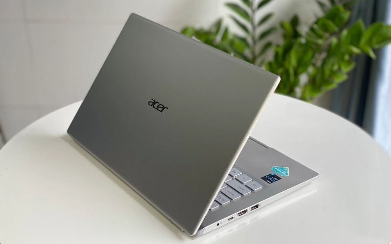 Acer Swift: Mỏng nhẹ, thời trang và linh hoạt