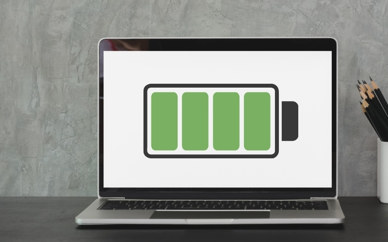 Phụ huynh nên chọn những laptop có thể hoạt động liên tục từ 4 - 5 tiếng trở lên