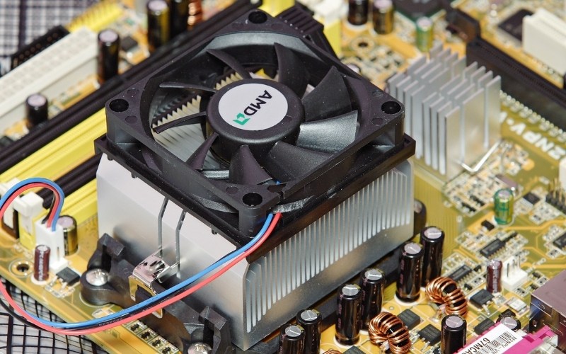 Tiêu chí chọn laptop cho sinh viên ngành Xây dựng: Hệ thống tản nhiệt