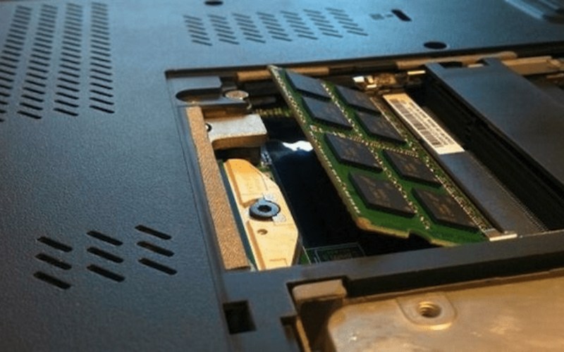 Cân nhắc nâng cấp RAM nếu laptop gaming có hiệu năng đang đi xuống