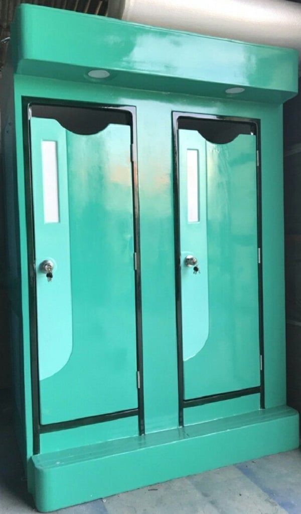 Nhà Vệ Sinh Di Động Composite VS.2C (2 Buồng) 2025 - Giải Pháp Vệ Sinh Tiện Lợi Và Dự Án Cung Cấp 70 Chiếc VS.2C Cho Hà Tiên, Kiên Giang Trong Đại Dịch COVID-19