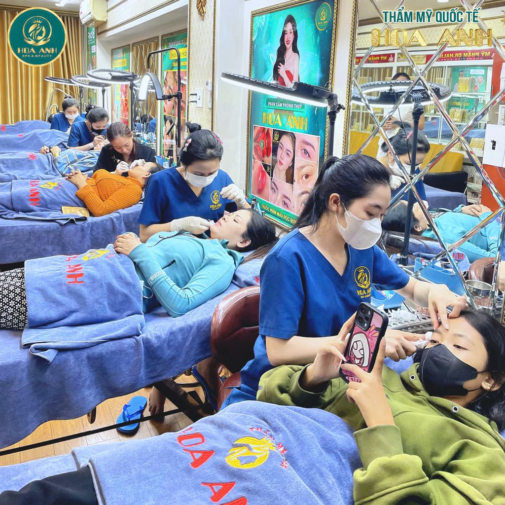 Có nên đi spa trị mụn không? Tiêu chí lựa chọn spa trị mụn uy tín