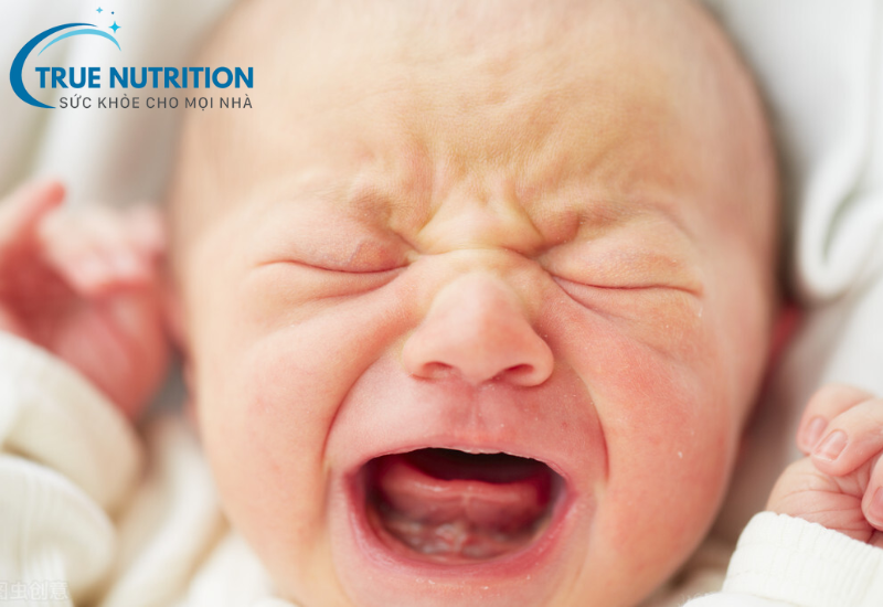 Trẻ khóc dạ đề - Các mẹ phải làm gì?