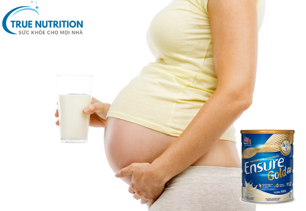 Bà bầu nên uống sữa Ensure vào lúc nào để đảm bảo sức khỏe tối ưu cho mẹ và bé?