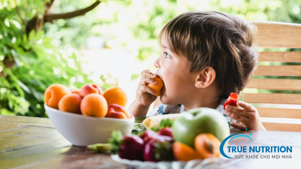 chế độ dinh dưỡng cho trẻ