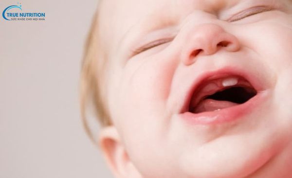 Nhận Diện Hình Ảnh Lợi Trẻ Sắp Mọc Răng: Dấu Hiệu, Chăm Sóc