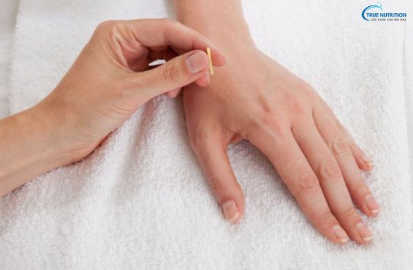 Huyệt Thần Môn: Vai Trò, Tác Dụng Và Ứng Dụng Trong Đông Y