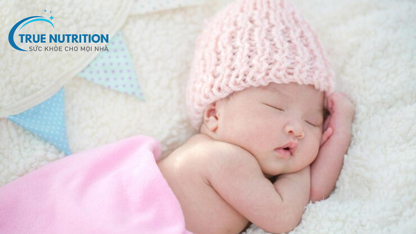 chăm sóc trẻ sơ sinh