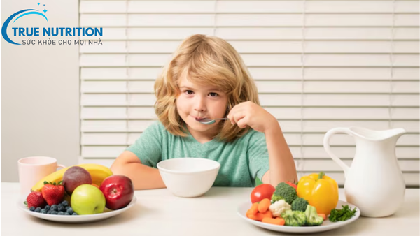 chế độ dinh dưỡng cho trẻ