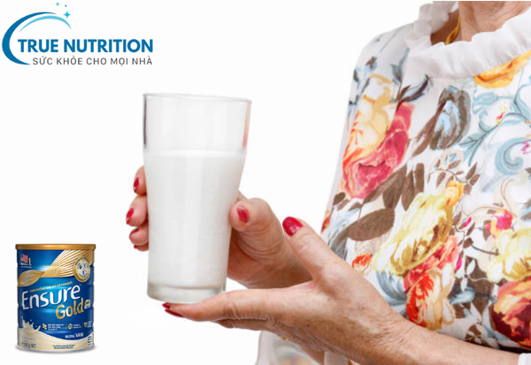Sữa Ensure Gold Cho Người Già Giá Bao Nhiêu? Chìa Khóa Vàng Cho Sức Khỏe Và Sự Dẻo Dai