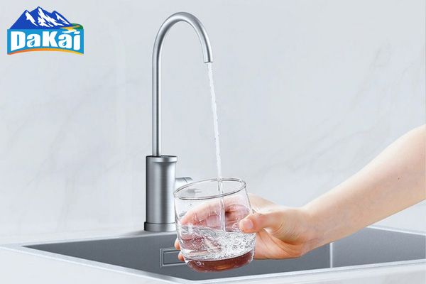 Góc thắc mắc: Nước RO là nước gì? Nước RO uống được không?