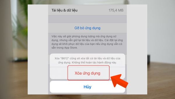 Chọn ứng dụng cần xóa > Chọn Xóa ứng dụng.