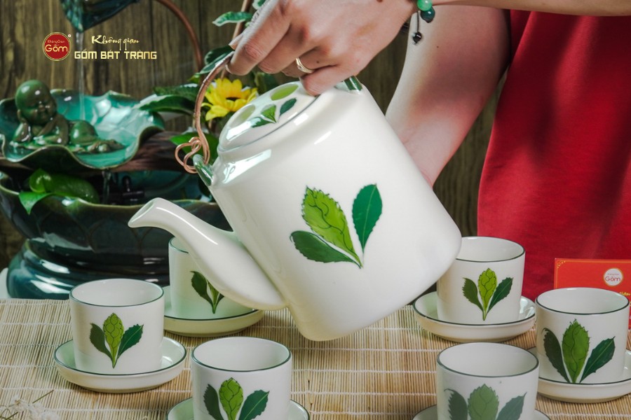 Bộ Ấm Tích Vẽ Ngò Gai 1.5L