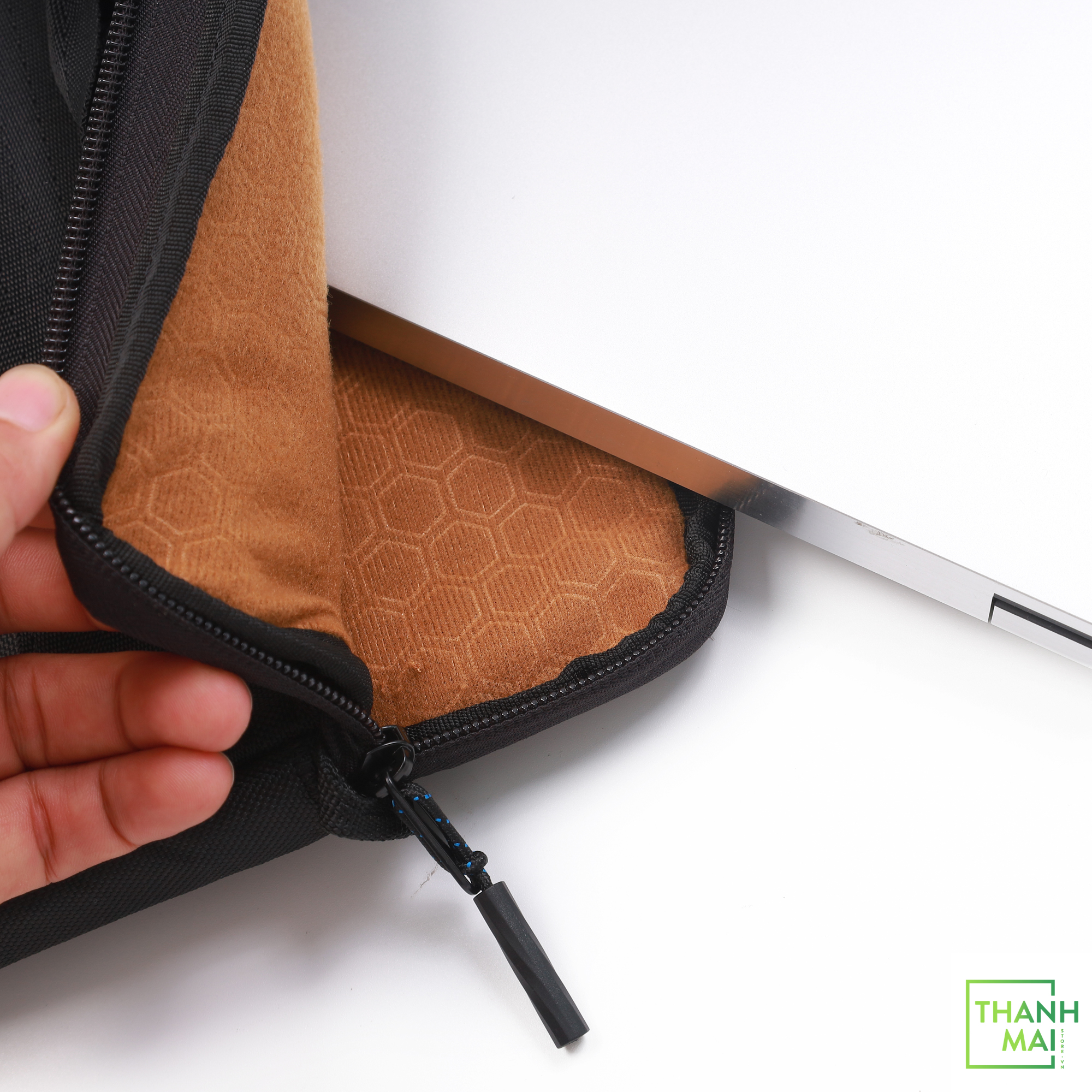 Túi Laptop Dell EcoLoop Pro Sleeve 15-16 - CV5623