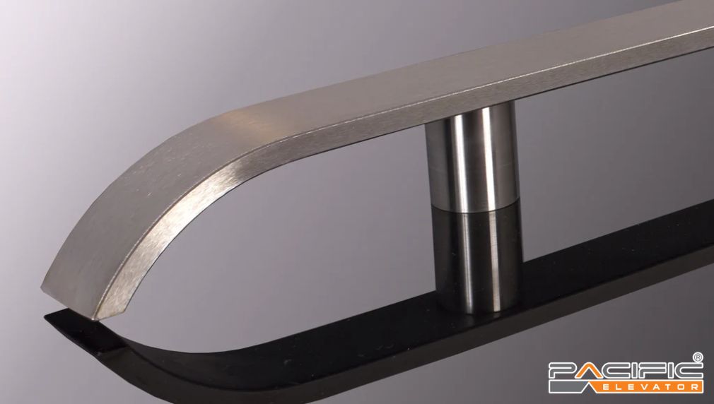 tay vịn thang máy