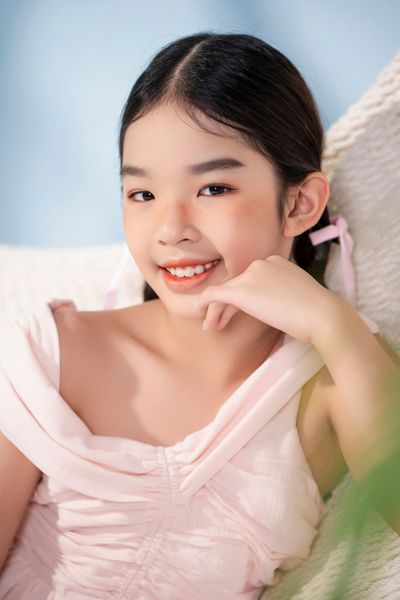 NGƯỜI MẪU NHÀ XUANLAN'S ACADEMY RẠNG RỠ ĐÓN HÈ TRONG BỘ HÌNH CHUYÊN NGHIỆP MỚI