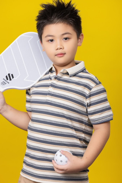 Mẫu Nhí Hoàng Long T-B tung bộ ảnh mới chào đón ngày Quốc tế Thiếu Nhi