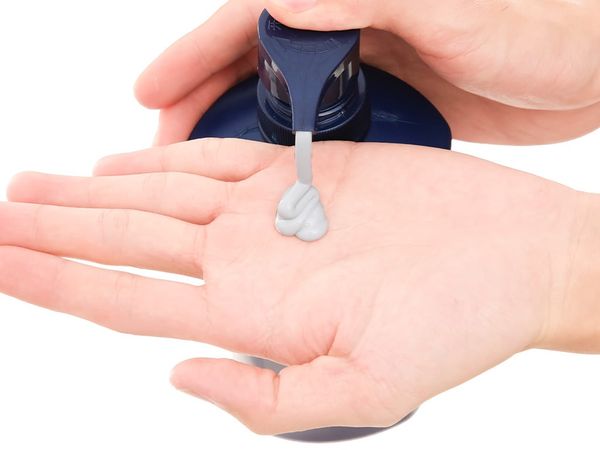 CLEAR men dầu gội mềm sạch sâu 630g